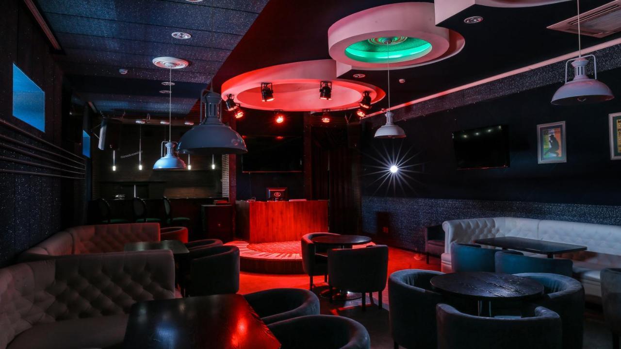 Ustʼ-Kamenogorsk 7 Boutique Hotel מראה חיצוני תמונה