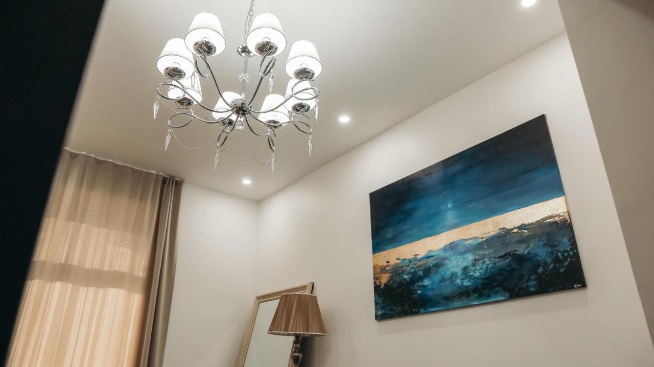 Ustʼ-Kamenogorsk 7 Boutique Hotel מראה חיצוני תמונה