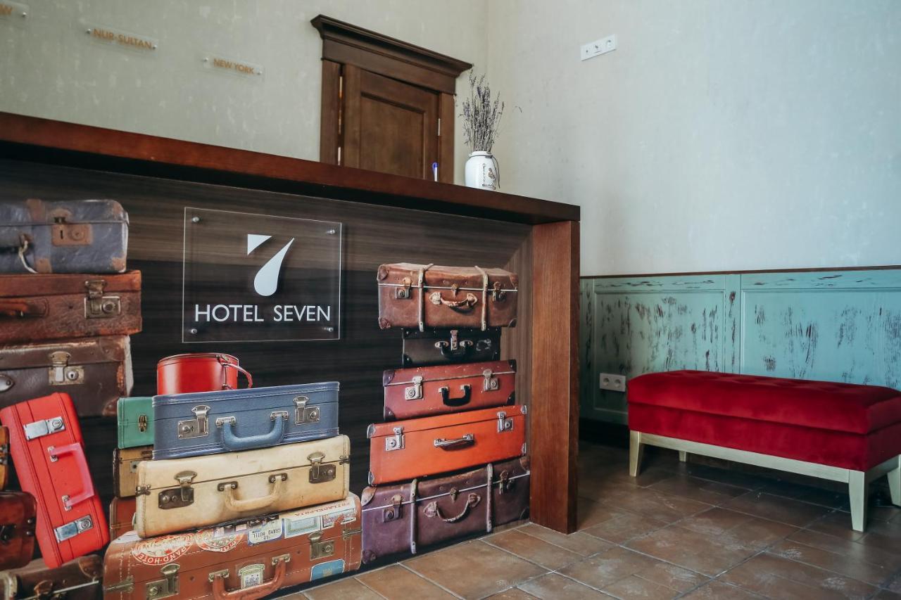 Ustʼ-Kamenogorsk 7 Boutique Hotel מראה חיצוני תמונה